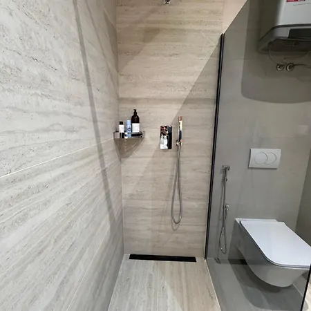 Ferhadija Art Passage Apartment *